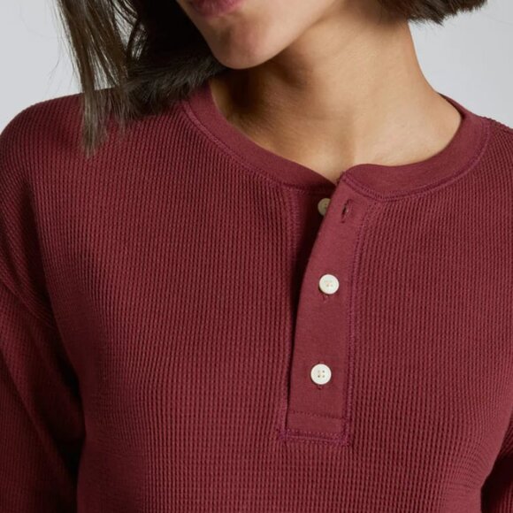 The Organic Cotton Waffle Henley - Picture 4 of 4